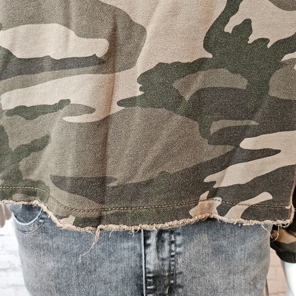 ⭐️ ATM Anthony Thomas Melillo french terry jungle camo crew sweatshirt medium - Picture 6 of 8